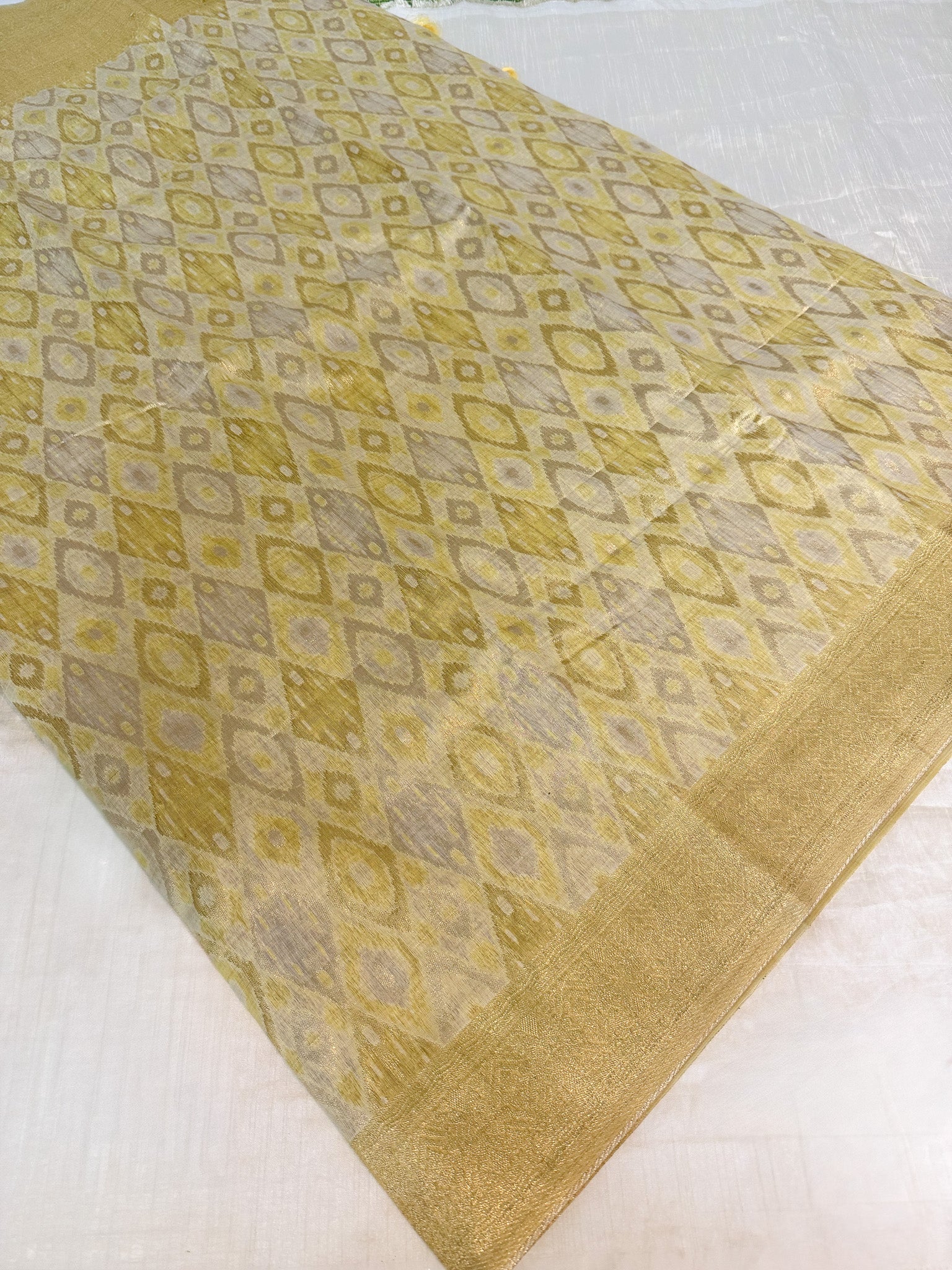 Yellow Cotton Banarsi Saree with zari border | Yellow & Gold
