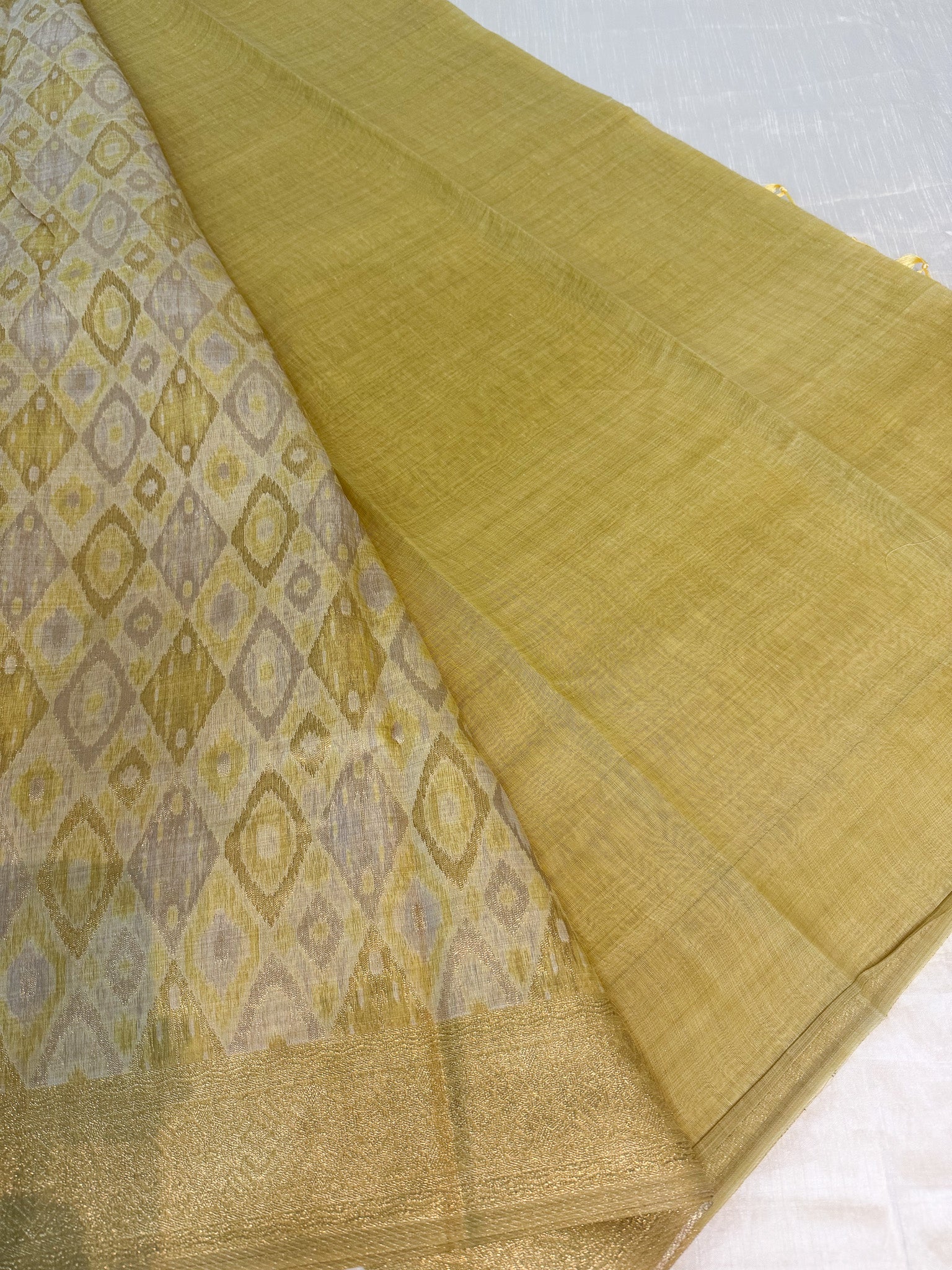 Yellow Cotton Banarsi Saree with zari border | Yellow & Gold