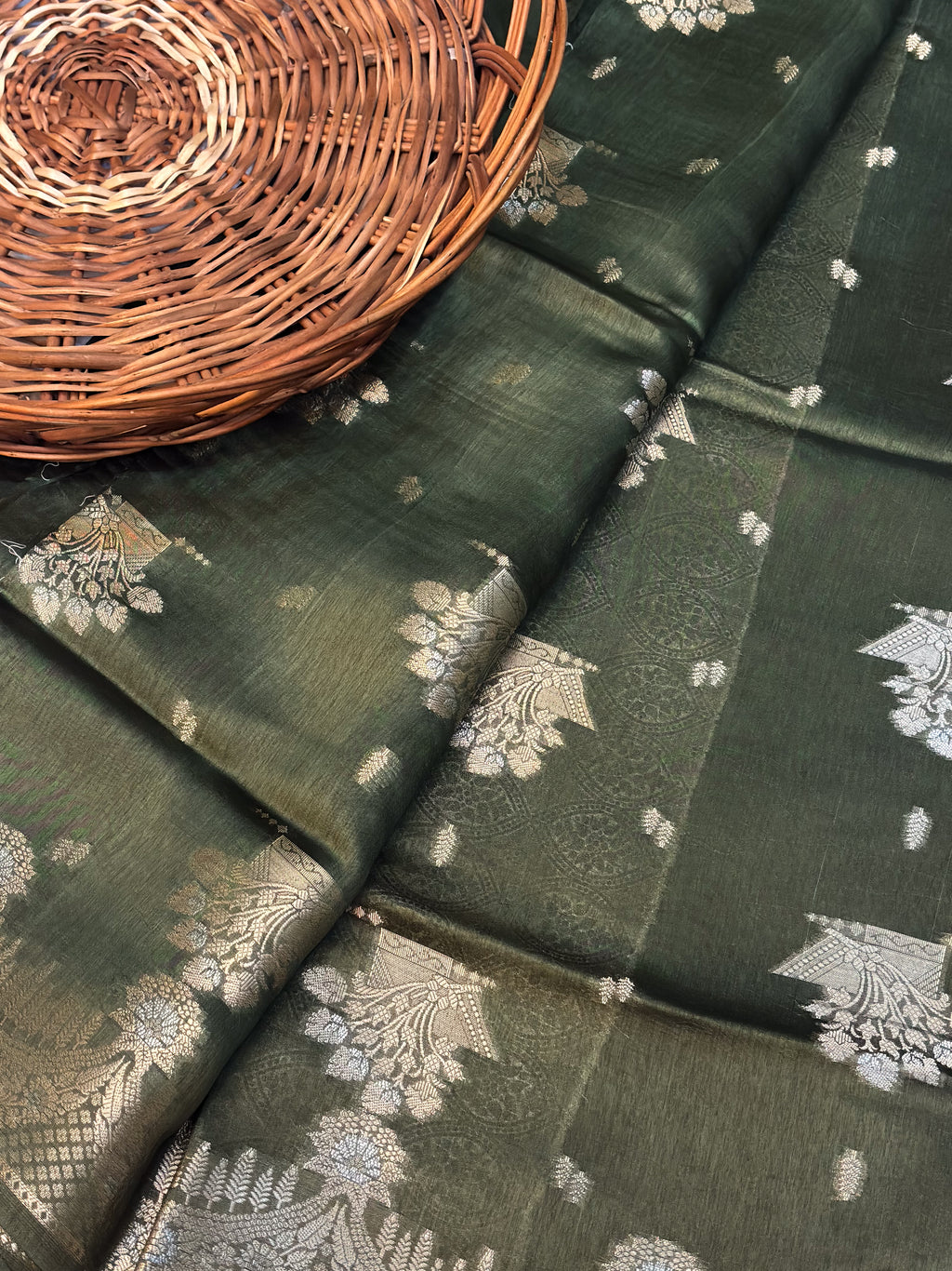 Pure Raw Mango Silk Handloom Banarsi Saree | Deep Forest Green