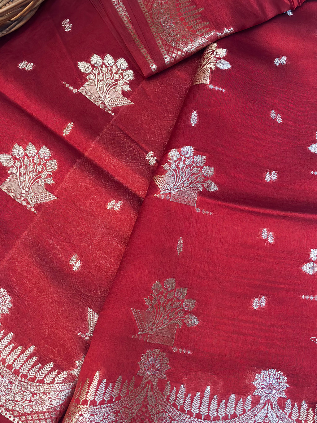 Pure Raw Mango Silk Handloom Banarsi Saree | Crimson Red